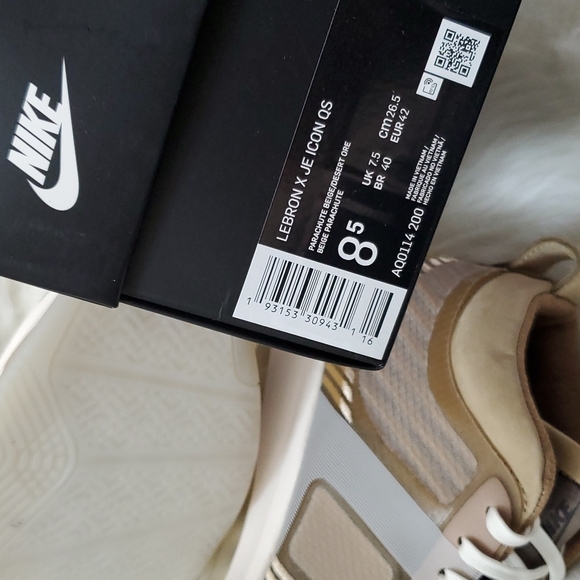 LEBRON X JE ICON QS - Picture 6 of 8